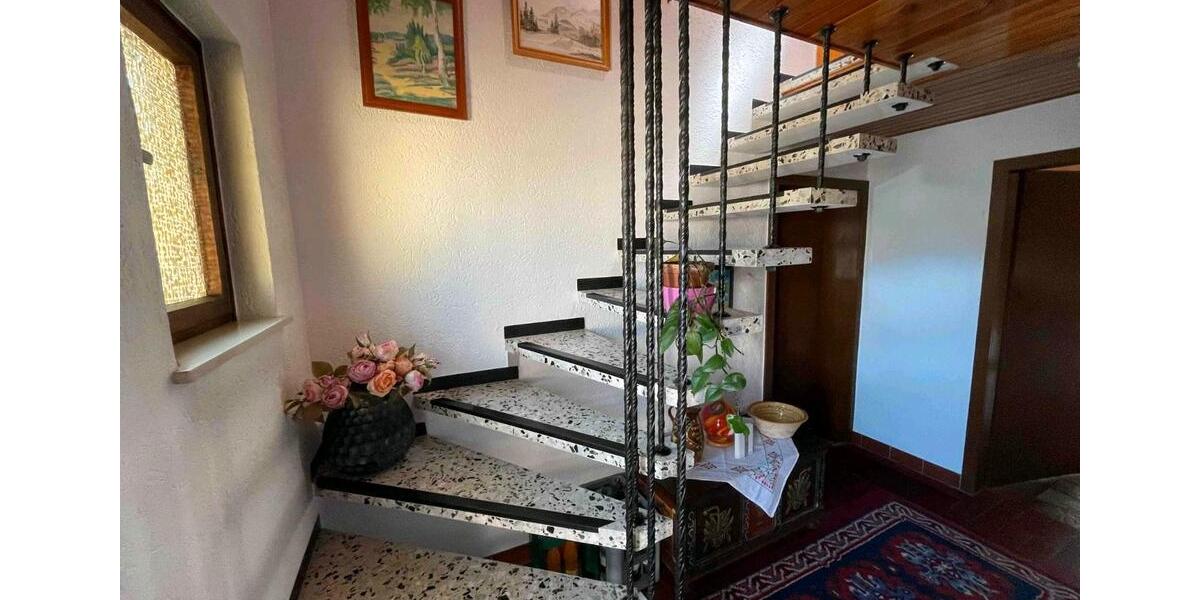 Mehrfamilienhaus, Wohnhaus Büdingen - 12 Zimmer, 286 m&sup2;, 399.000&euro; | Angebot:26777628