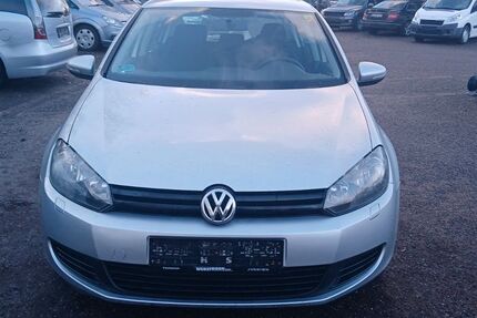 VW Golf 268.000 km 3.100 &euro; FREIBURG 79114