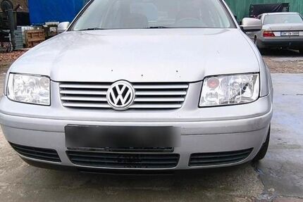 VW Bora 212.000 km 550 &euro; Melle 49324