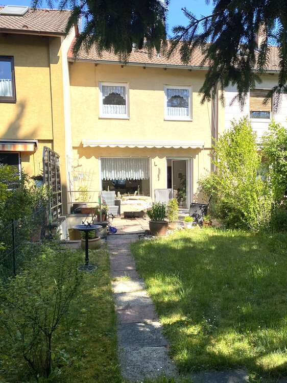 Haus zum Kaufen in Schwabach 330.000 € 105 m²