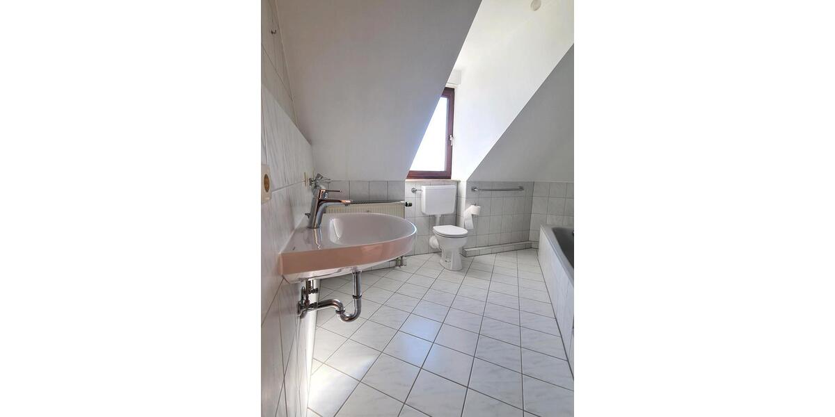 Dachgeschoßwohnung Nürnberg Katzwang - 2 Zimmer, 58 m&sup2;, 720&euro; | Angebot:26408114