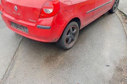 Renault Clio 306.000 km 1.200 &euro; Duisburg 47169