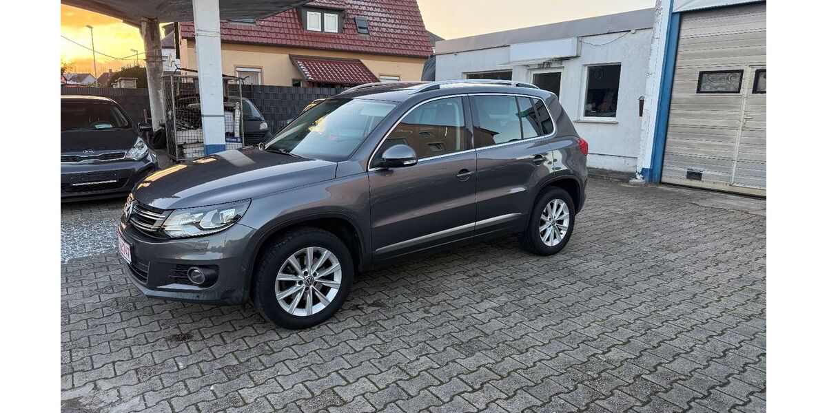 VW Tiguan 151.500 km 12.450 &euro; Bruchsal 76646