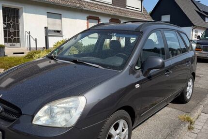 Kia Carens 89.500 km 4.299 &euro; Dortmund 44388