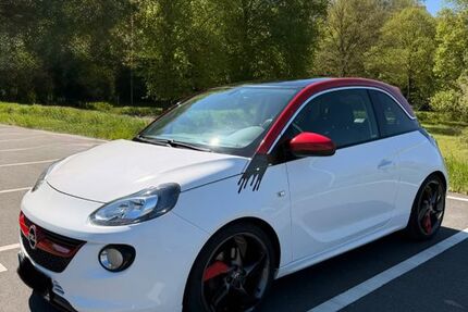 Opel Adam 83.050 km 8.500 &euro; Wetzlar 35578