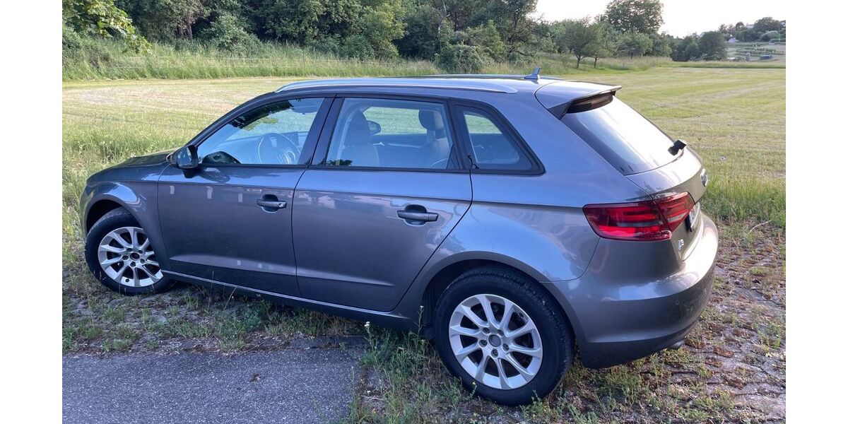 Audi A3 99.000 km 12.500 &euro; Backnang 71522