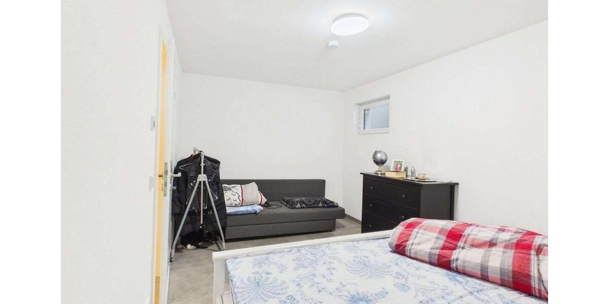 Reihenhaus Regensburg Brandlberg - 4.5 Zimmer, 120 m&sup2;, 1.800&euro; | Angebot:25406123