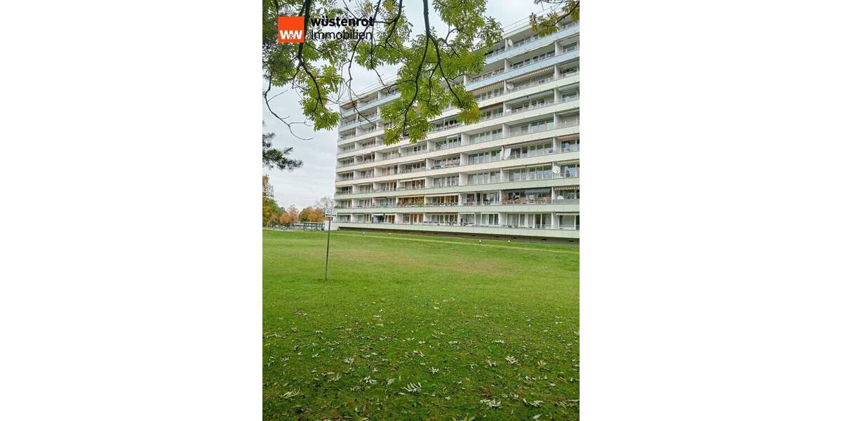 Karlsfeld, Rathausstr. top Familienwohnung mit ca. 79 m² Wfl.große Loggia, Wohnküche, Lift, Keller 3 zimmer