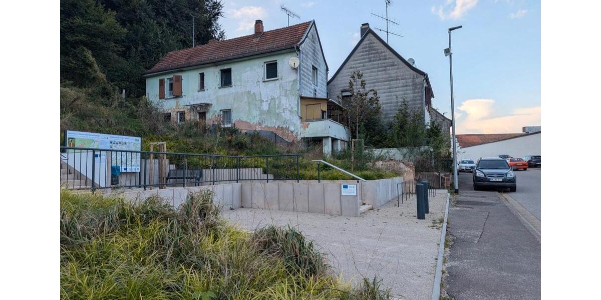 Einfamilienhaus Homburg - 4 Zimmer, 85 m&sup2;, 90.000&euro; | Angebot:27027323