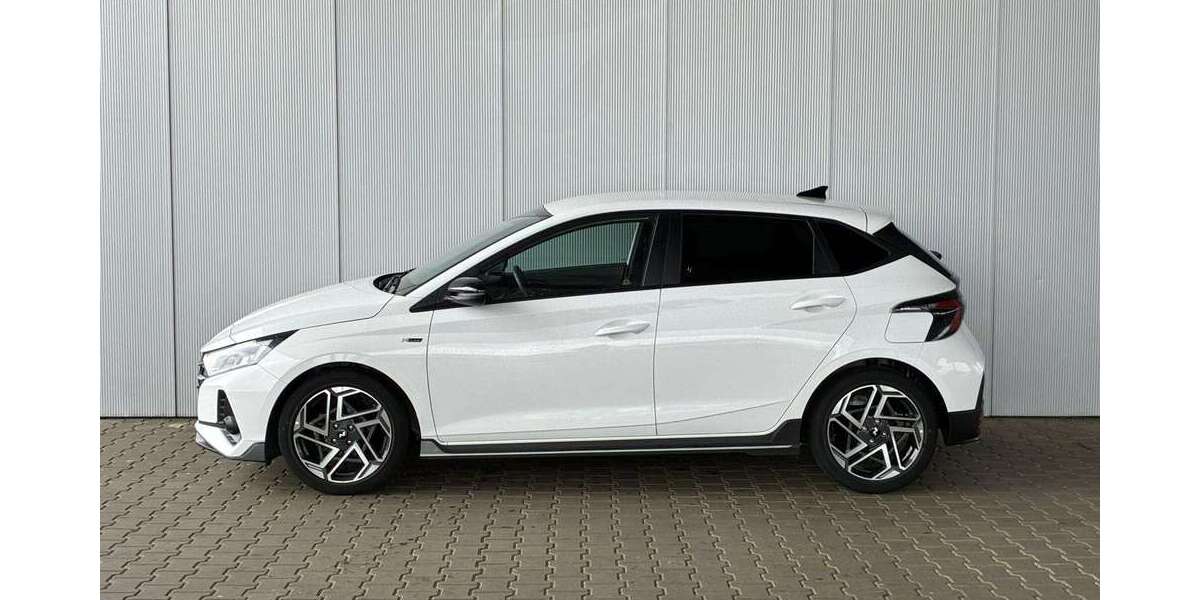 Hyundai i20 15.532 km 16.950 &euro; Stelle bei Hamburg 21435