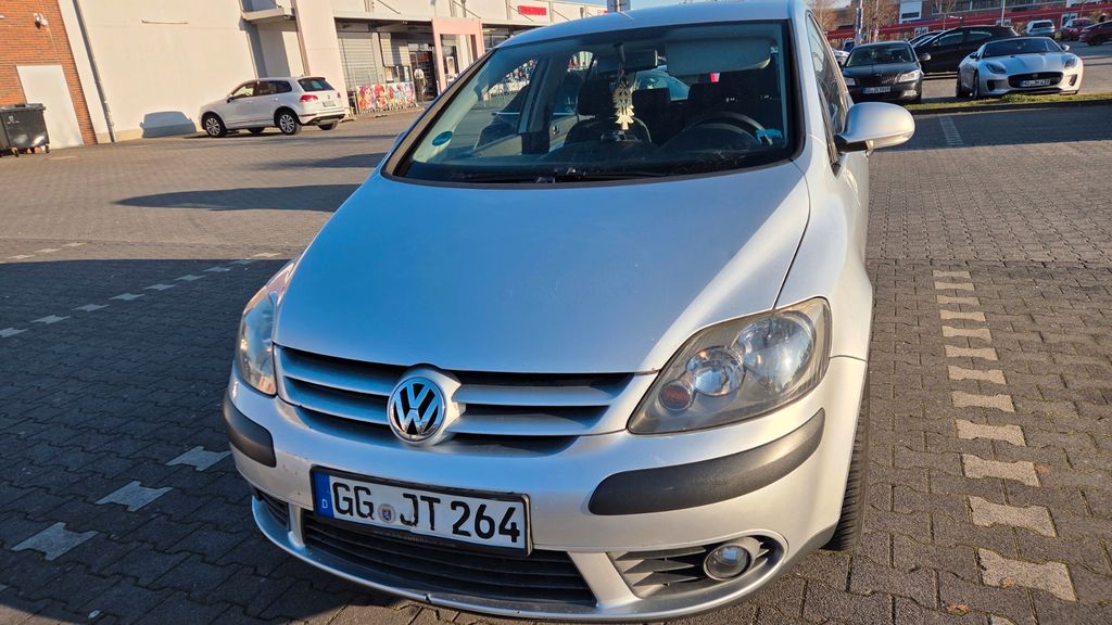 VW Golf Plus 212.000 km 2.000 &euro; Kelsterbach 65451