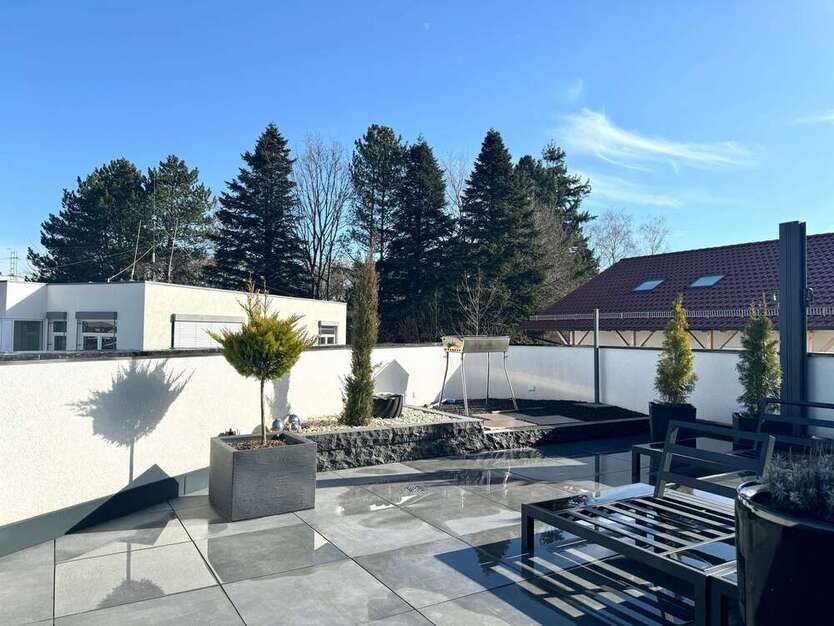 Wohnung zum Kaufen in Engelsbrand 749.000 € 194 m²