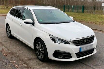Peugeot 308 137.000 km 9.990 &euro; Dreieich 63303