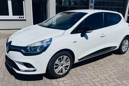 Renault Clio 147.900 km 6.999 &euro; Bornheim 76879