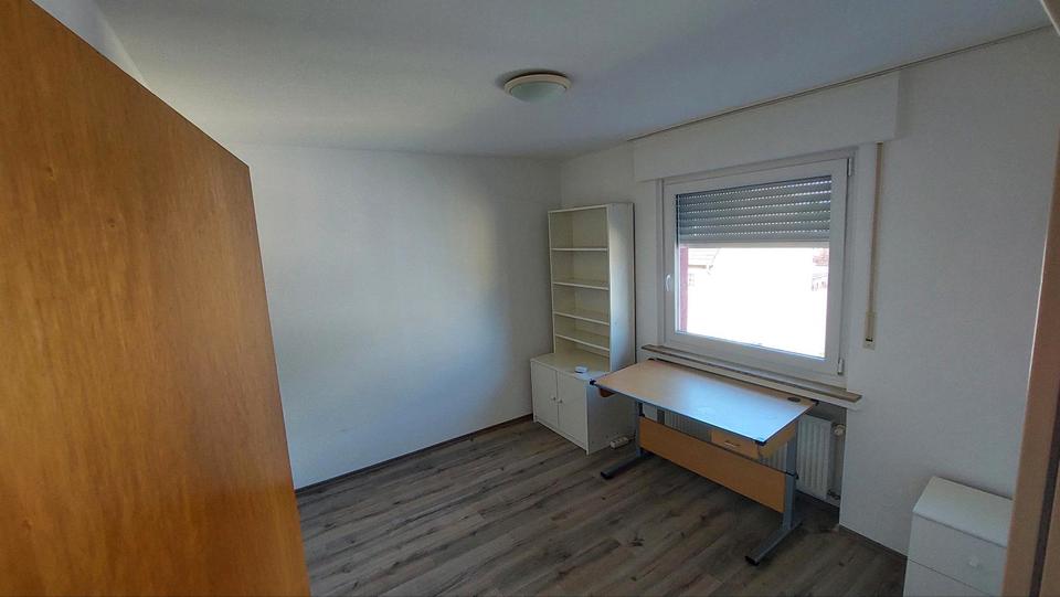 Etagenwohnung Hamm Berge - 1 Zimmer, 92 m&sup2;, 345&euro; | Angebot:24752661