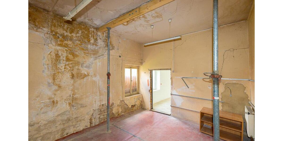 Großes Ladenlokal mit Hinterräumen zimmer