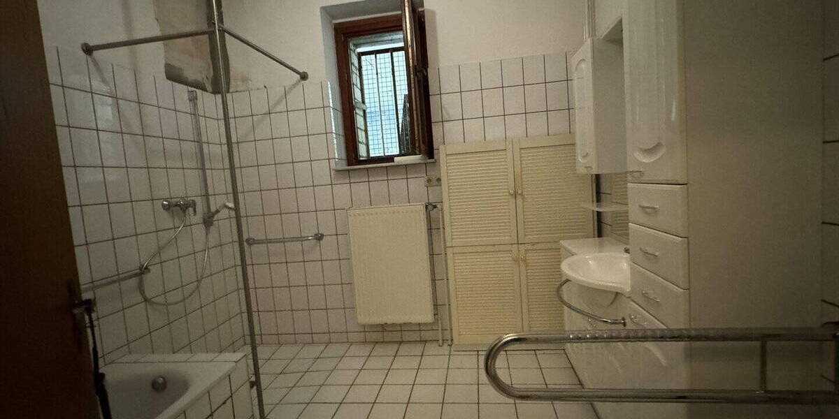 Mehrfamilienhaus, Wohnhaus Munster/Oerrel Oerrel - 7 Zimmer, 230 m&sup2;, 290.000&euro; | Angebot:26402115