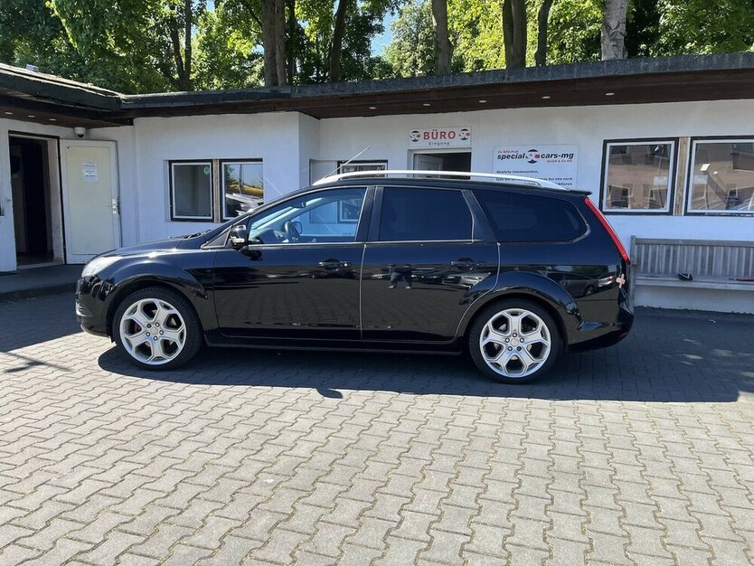 Ford Focus Titanium / LPG / Sitzheizung / Xenon / AHK 299.000 km 3.990 € Mönchengladbach 41066