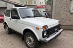 Lada Niva 1.7 Legend 4x4 Servo 1.Hand AHK 10.334 km 14.500 &euro; Berlin 10247