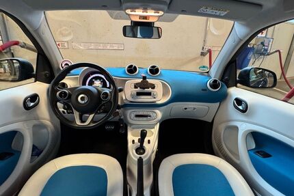 Smart ForTwo 38.500 km 10.950 &euro; Ulm 89077