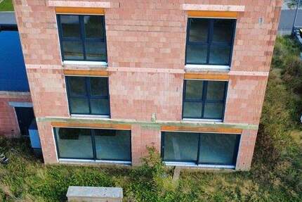 Einfamilienhaus mit Garage - ohne Ausbau - 5 zimmer