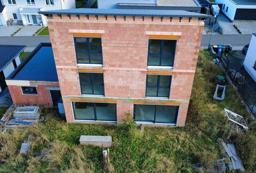 Einfamilienhaus mit Garage - ohne Ausbau - 5 zimmer