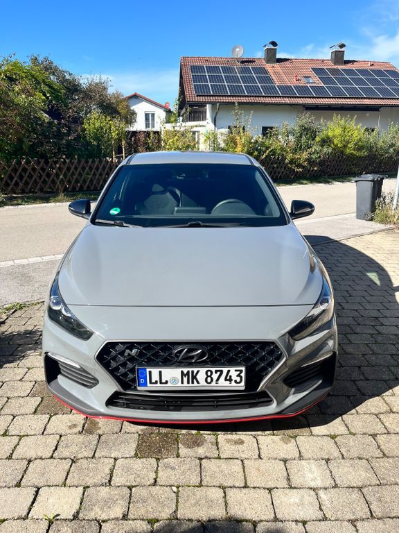 i30