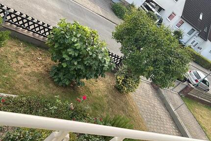 Helle & gepflegte 2-Zimmer-Dachgeschosswohnung mit Einbauküche 2 zimmer