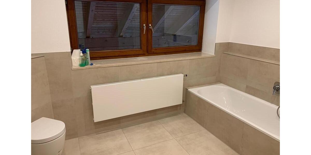 Einfamilienhaus Straßkirchen - 9 Zimmer, 221 m&sup2;, 1.950&euro; | Angebot:26617779