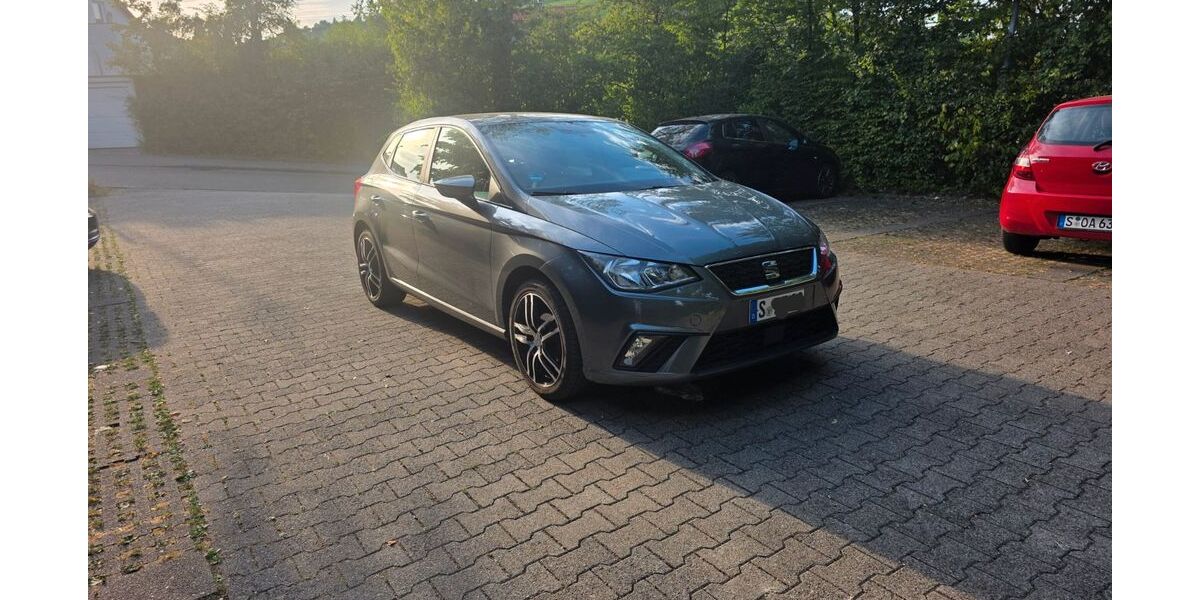 Seat Ibiza 78.500 km 9.400 &euro; Stuttgart 70329