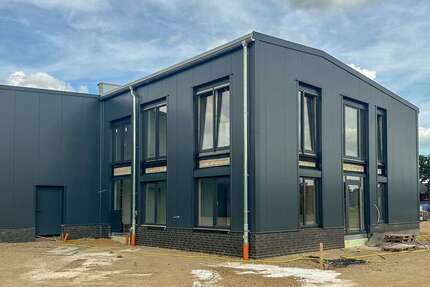 Büro in Raesfeld 1.056 € 88 m²