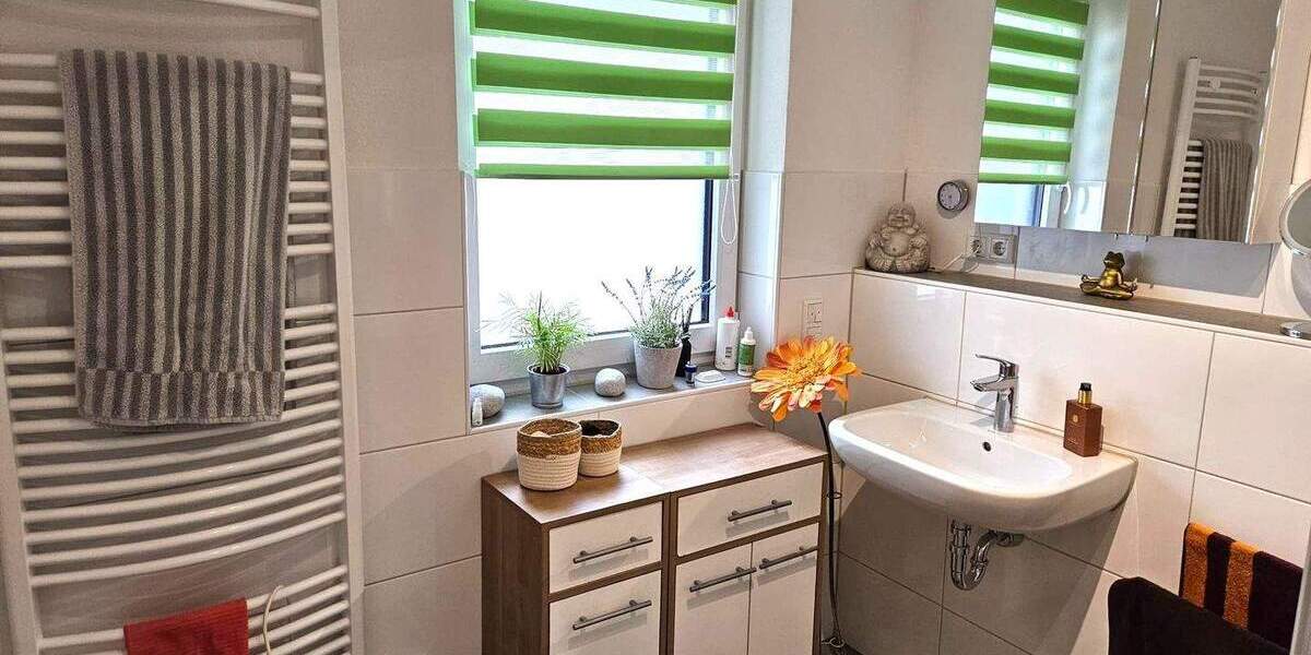 Etagenwohnung Menden Lendringsen - 2 Zimmer, 77 m&sup2;, 925&euro; | Angebot:25834297