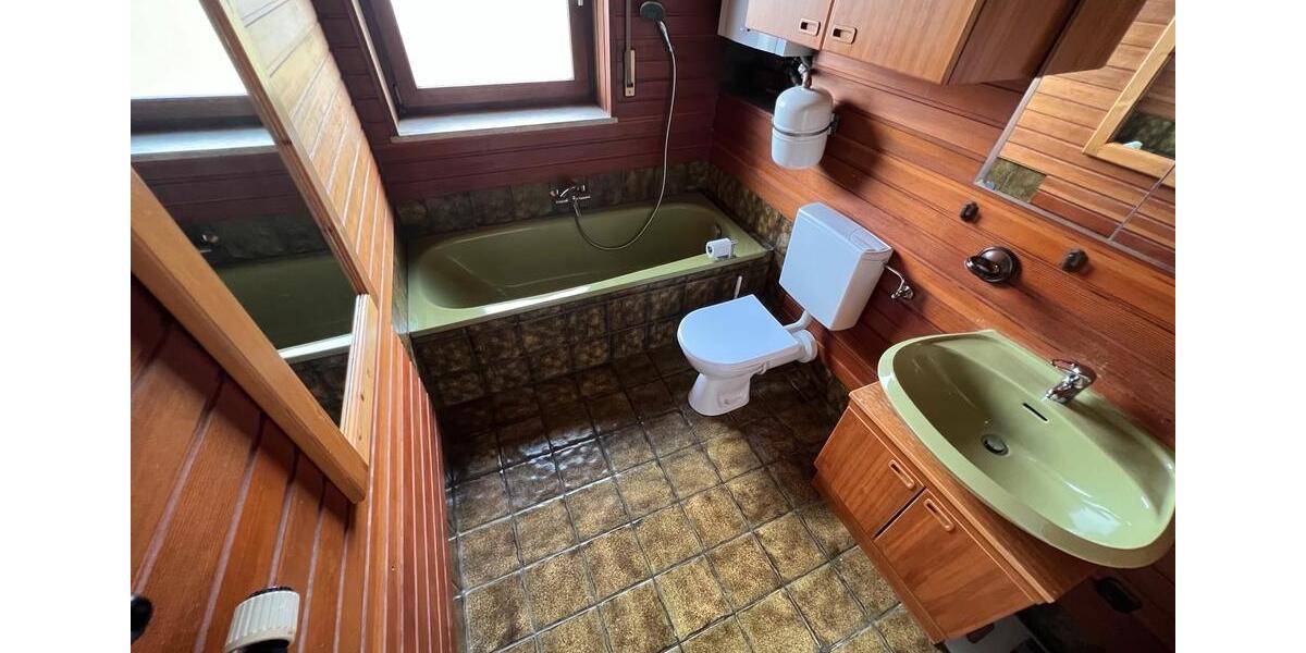 Dachgeschoßwohnung Bad Kötzting - 5 Zimmer, 130 m&sup2;, 1.100&euro; | Angebot:25339734