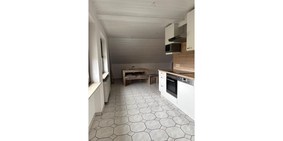 Etagenwohnung Prosselsheim - 3.5 Zimmer, 95 m&sup2;, 700&euro; | Angebot:26313120