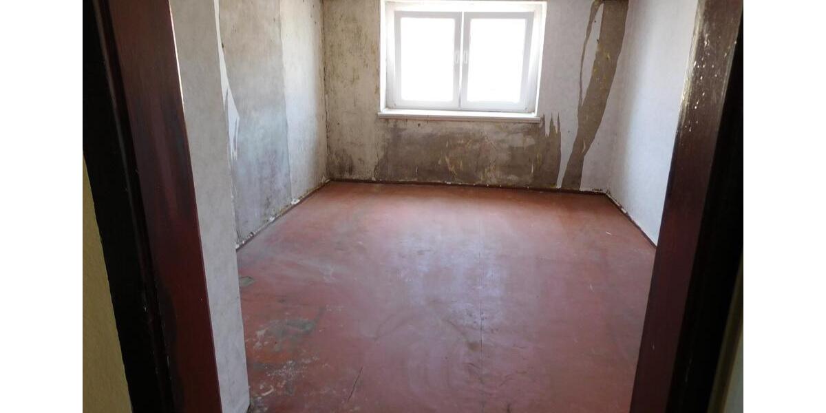 Einfamilienhaus Sangerhausen - 7 Zimmer, 100 m&sup2;, 37.500&euro; | Angebot:15827437