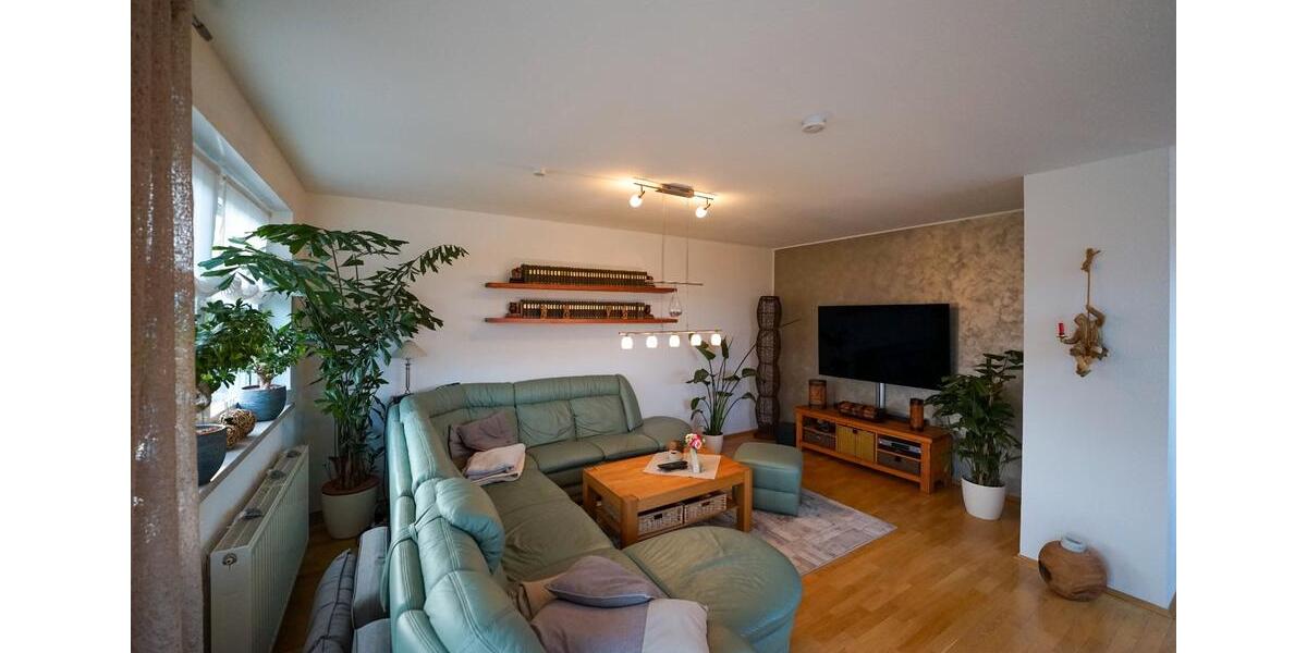 Doppelhaushälfte Heidenau - 4.5 Zimmer, 130 m&sup2;, 1.300&euro; | Angebot:26251020