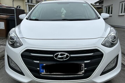 Hyundai i 30 135.000 km 8.500 &euro; Harxheim 55296
