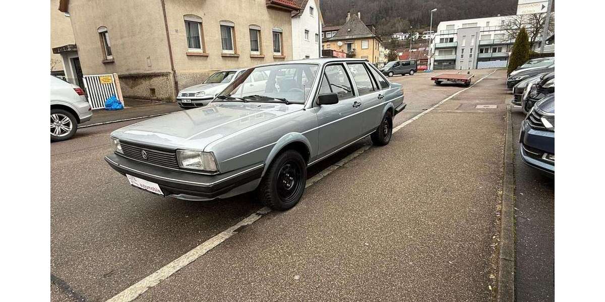 VW Santana 66.000 km 4.750 &euro; Geislingen An Der Steige 73312
