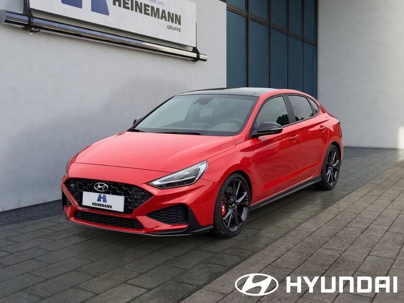 Hyundai i30 46.552 km 32.450 € Goslar 38644