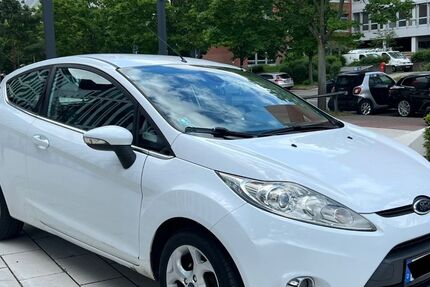Ford Fiesta 178.000 km 2.200 &euro; Bad Vilbel 61118