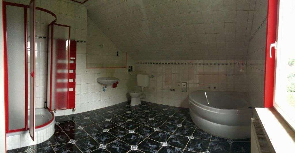 Hier können 1-2 Familien wohnen, 6,5-Zimmer, in sehr ruhiger Lage von Krölpa - Maisonettenwohnung Krölpa b. Pößneck | Angebot:27273446