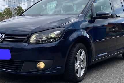 VW Touran 246.000 km 6.999 &euro; Hamburg 21149