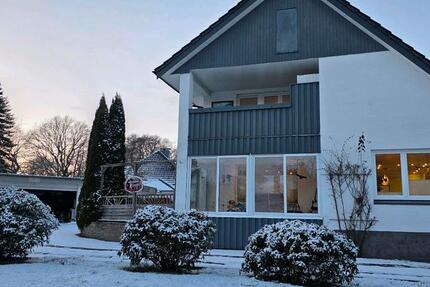 Großzügiges Ein-Zweifamilienhaus(300m²) nahe Ostsee,modernisiert 11 zimmer