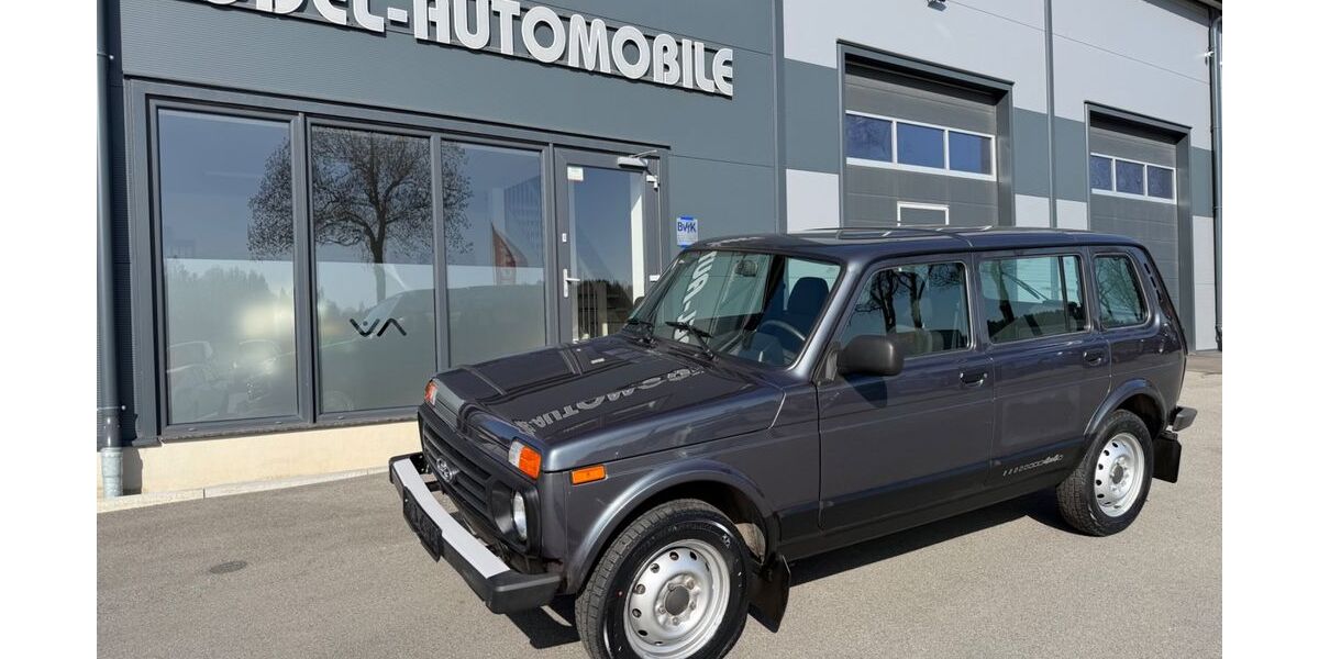 Lada Taiga 55.000 km 10.980 &euro; Grünhain-Beierfeld 08344