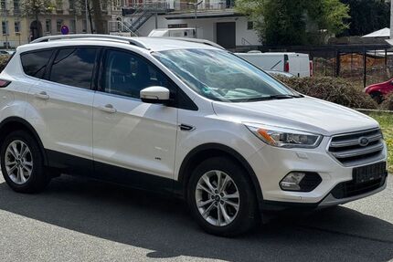 Ford Kuga 120.000 km 13.900 &euro; Chemnitz 09119