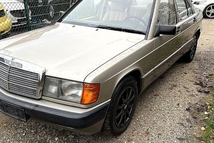 Mercedes-Benz 190 285.000 km 2.100 € Lauf 91207