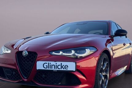 Alfa Romeo Giulia 25.000 km 71.990 &euro; Göttingen 37077