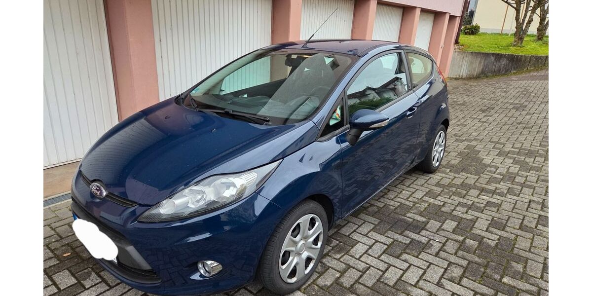 Ford Fiesta 128.000 km 4.500 &euro; Wehr 79664