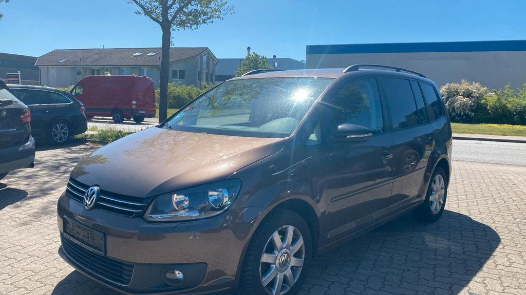 VW Touran 157.000 km 4.200 &euro; Henstedt Ulzburg 24558