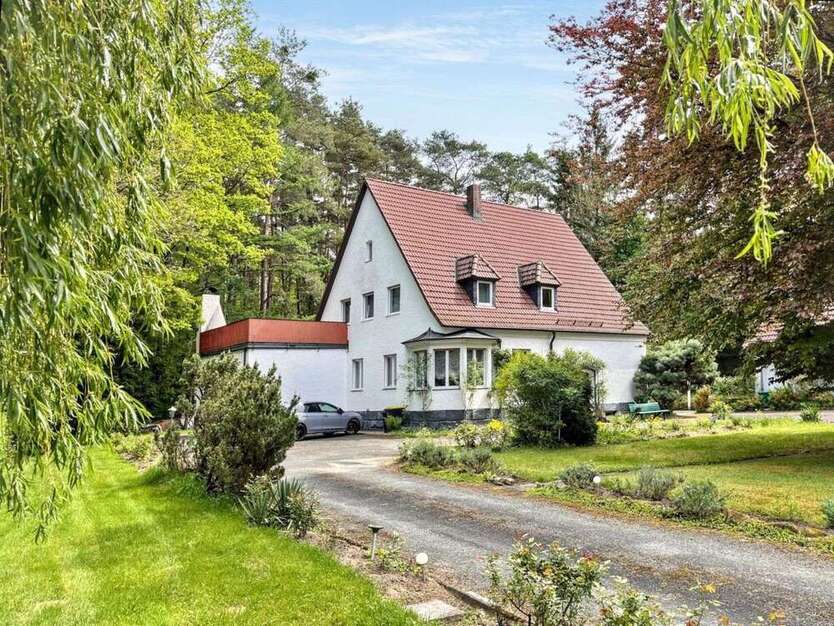 Haus zum Kaufen in Mistelbach 900.000 € 236.02 m²